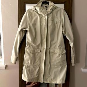 Patagonia Women’s Raincoat